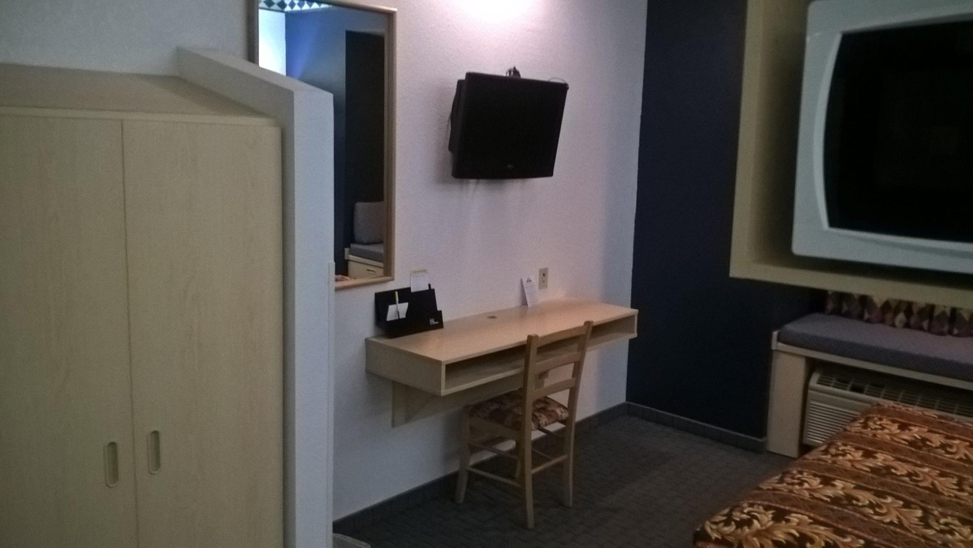 Days Inn & Suites By Wyndham Hutchinson Luaran gambar