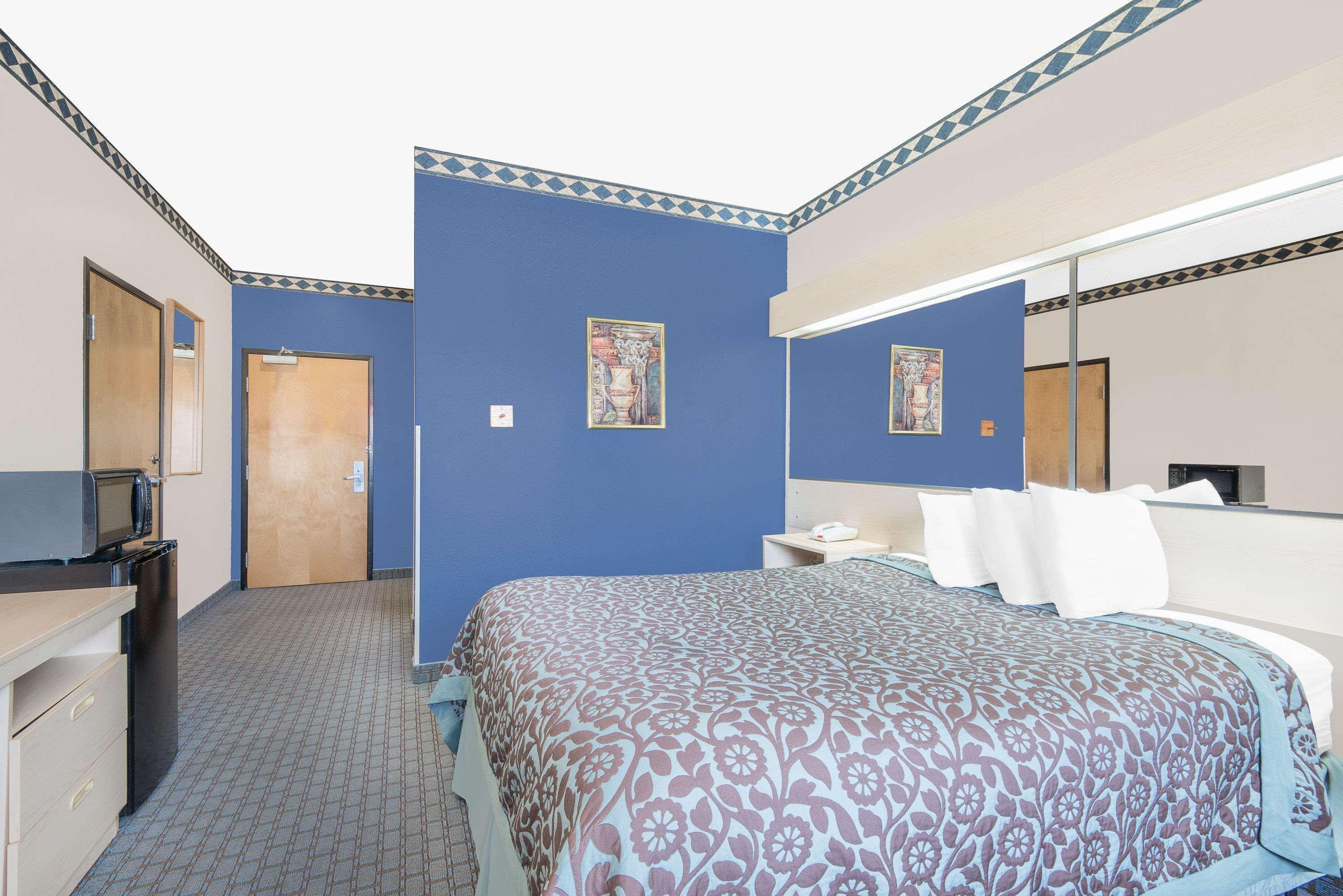 Days Inn & Suites By Wyndham Hutchinson Luaran gambar